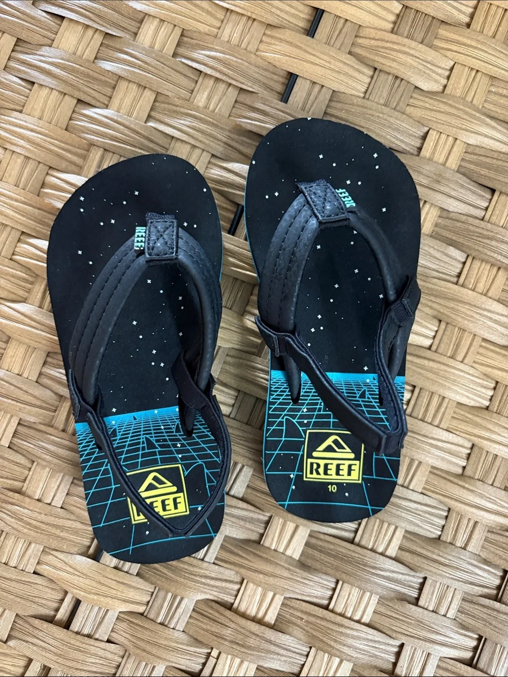 Size 10 toddler boys reef sandals